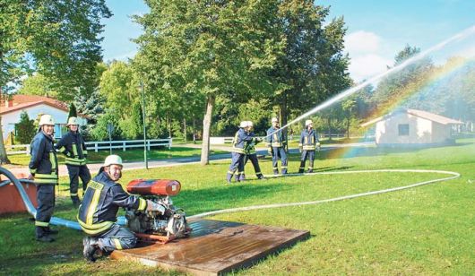 Freiwillige Feuerwehr Werder bei einer Übung